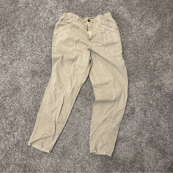 Old Navy Cinch Waist Khakis - Picture 1 of 3